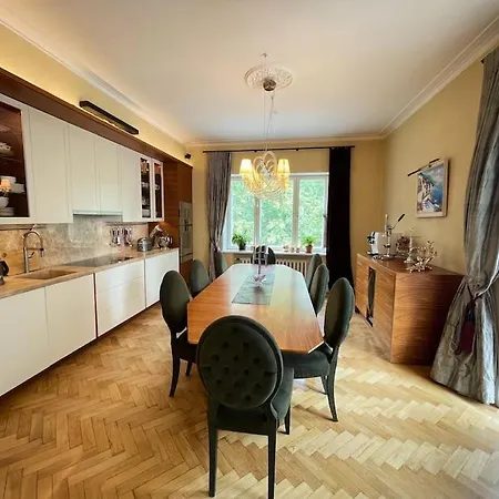 Apartment Spacious In Center Tallinn