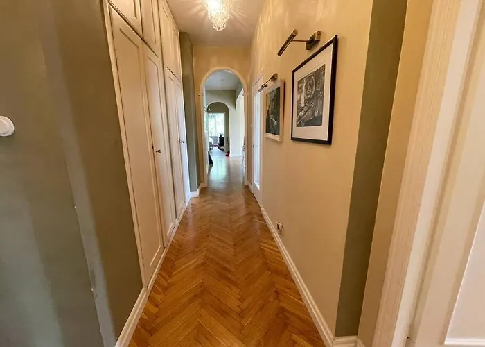 Апартаменты Spacious In Center Таллин