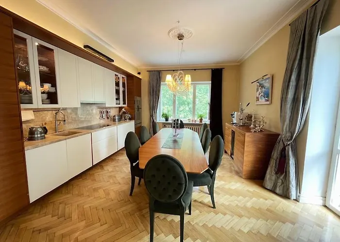 דירה Spacious In Center טאלין